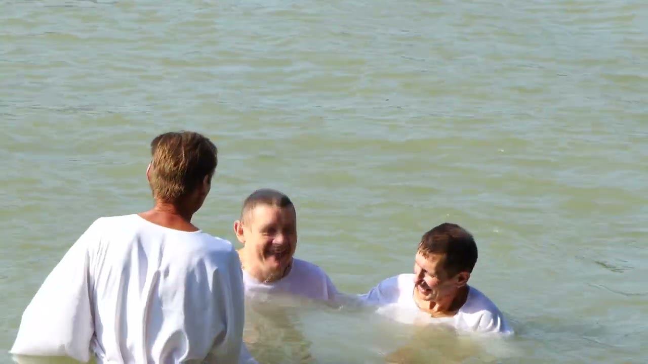 Водное крещение ц  "Скиния" г  Темрюк