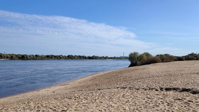 3 месяца без работы по найму. Место съёмки: город Муром. Набережная реки Ока.