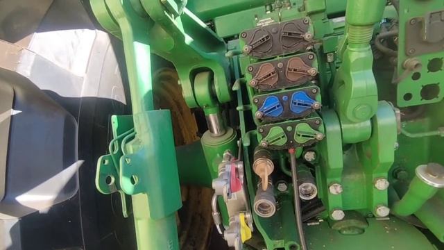 Трактор Колесный John Deere  8285R экспресс-обзор от Николая Нарватова