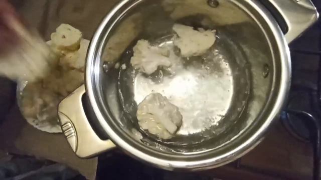 ЦВЕТНАЯ КАПУСТА ОБЖАРЕННАЯ В ПАНИРОВОЧНЫХ СУХАРЯХ!!!