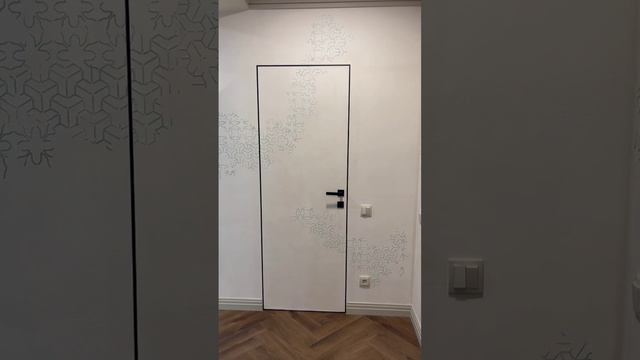 Завершили ремонт по нашему дизайн-проекту на очередном нашем объекте, делюсь обзором прихожей.