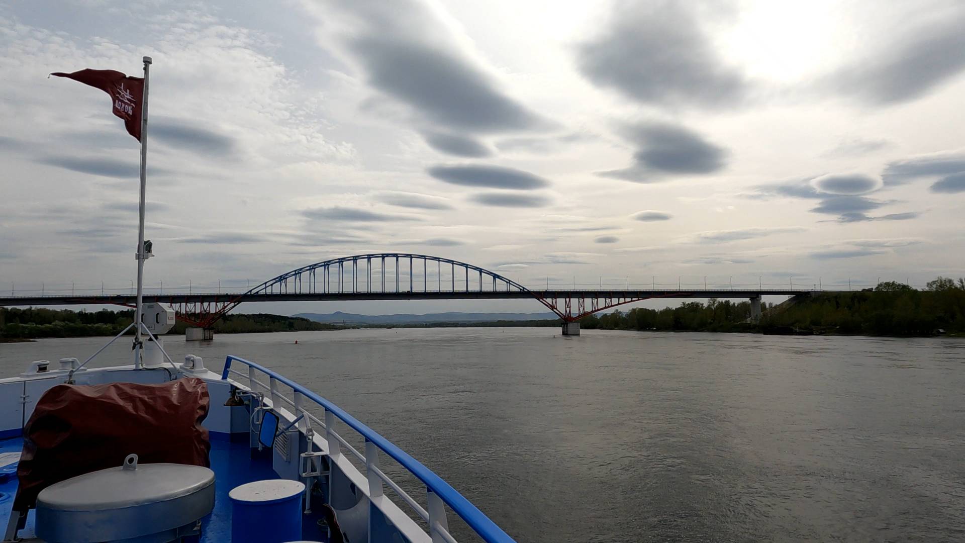 Мост через реку Енисей в районе деревни Ермолаево,Красноярский край