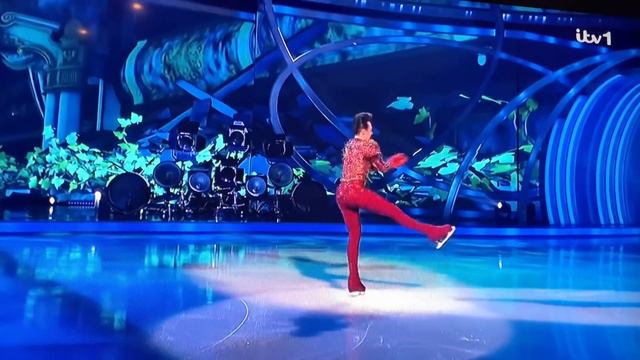 Johnny Weir performing on ‘Dancing On Ice’ in the UK 11/2/24 ⛸️❤️