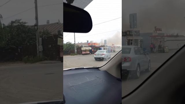 Дым от пожара в Новоподклетном был виден даже в Шилово. 🔥