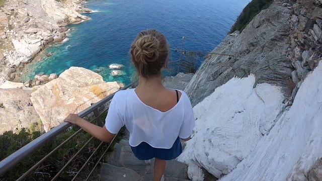 Exploring the MAMMA MIA Island!! // Skopelos, Greece travel diary 2019