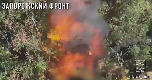 🛫💥☠⚡Расчет БПЛА отряда БАРС-3 "РОДИНА" уничтожает блиндажи ВСУ точными ударами.⚡