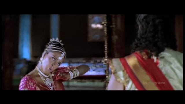 Chandramukhi Video Songs | Varaai Video Song | Rajinikanth, Jyothika, Nayanatara | Sri Balaji Video