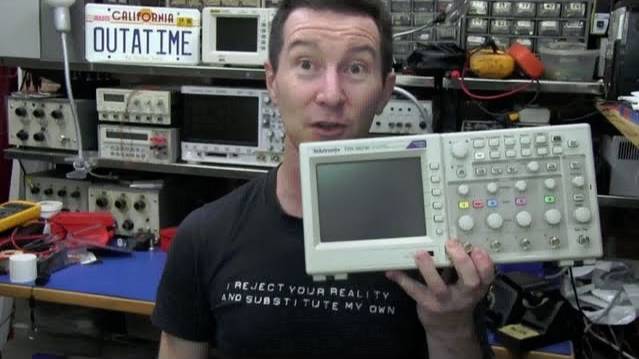 EEVblog #187 - Tektronix TDS2024C Oscilloscope Teardown