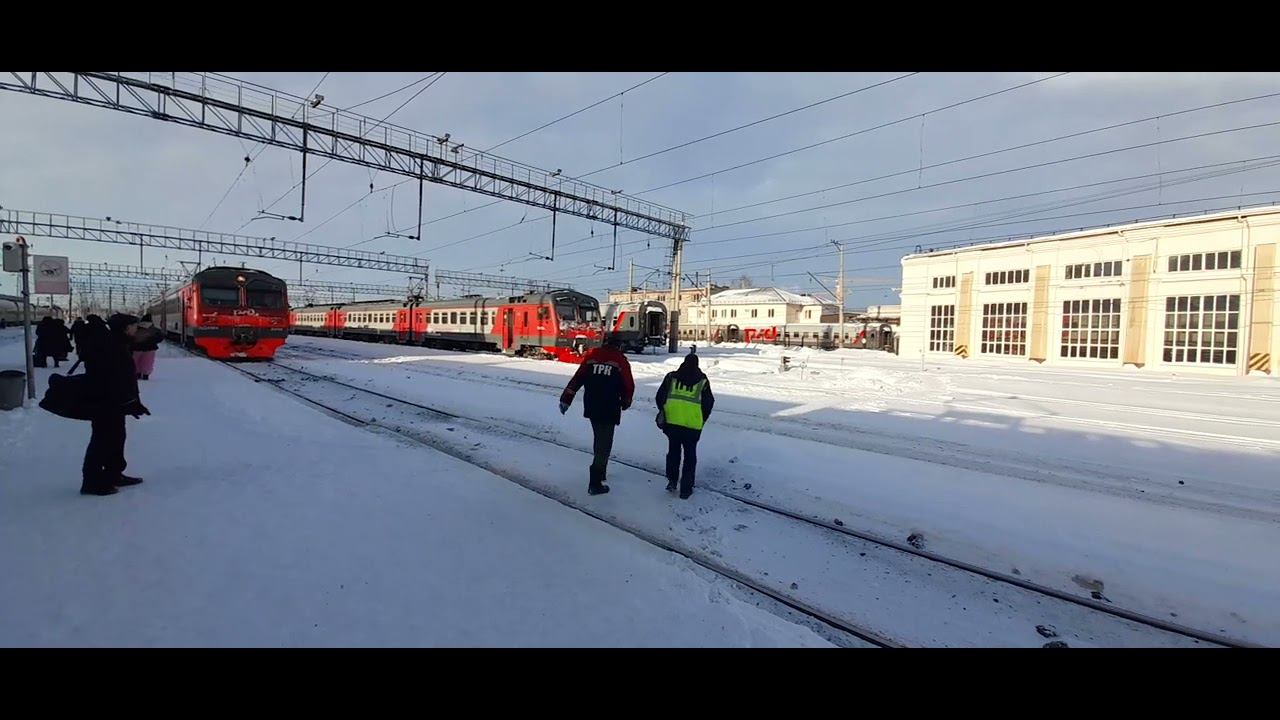 Прибытие электропоезда ЭД4МК-0099/0117 на станцию Пермь-2