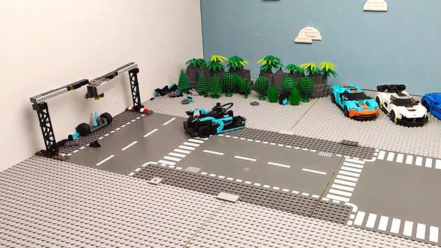 LEGO Speed Champions 2021 Jaguar Formule E Crashes Into Wall - Slow Motion Camera Video