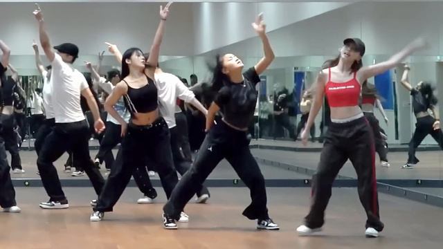 NAYEON — "ABCD" dance practice mirrored/танцевальная практика