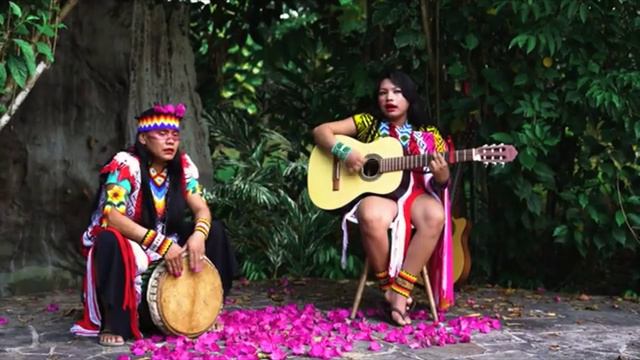 Nixiani & Bunke Huni Kuī - Música Tradicional Huni Kuin (Sagrado Feminino)