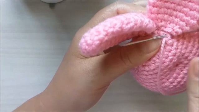 #AmigurumideCrochê Coelha Lola ( Finalização ) 4ª Parte  Versão Destro