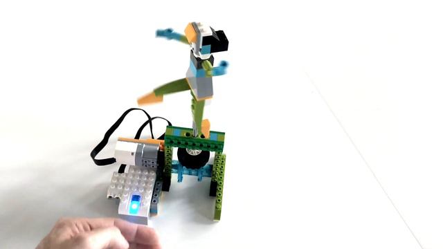 Ballerina (LEGO WeDo 2.0)