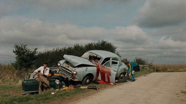 «Уик-энд", реж. Жан-Люк Годар, опер. Рауль Кутар, 1967 г.