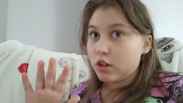 недосигма наконец-то хороший ответ. относится не ко всем мужчинам только к тем кто так делает