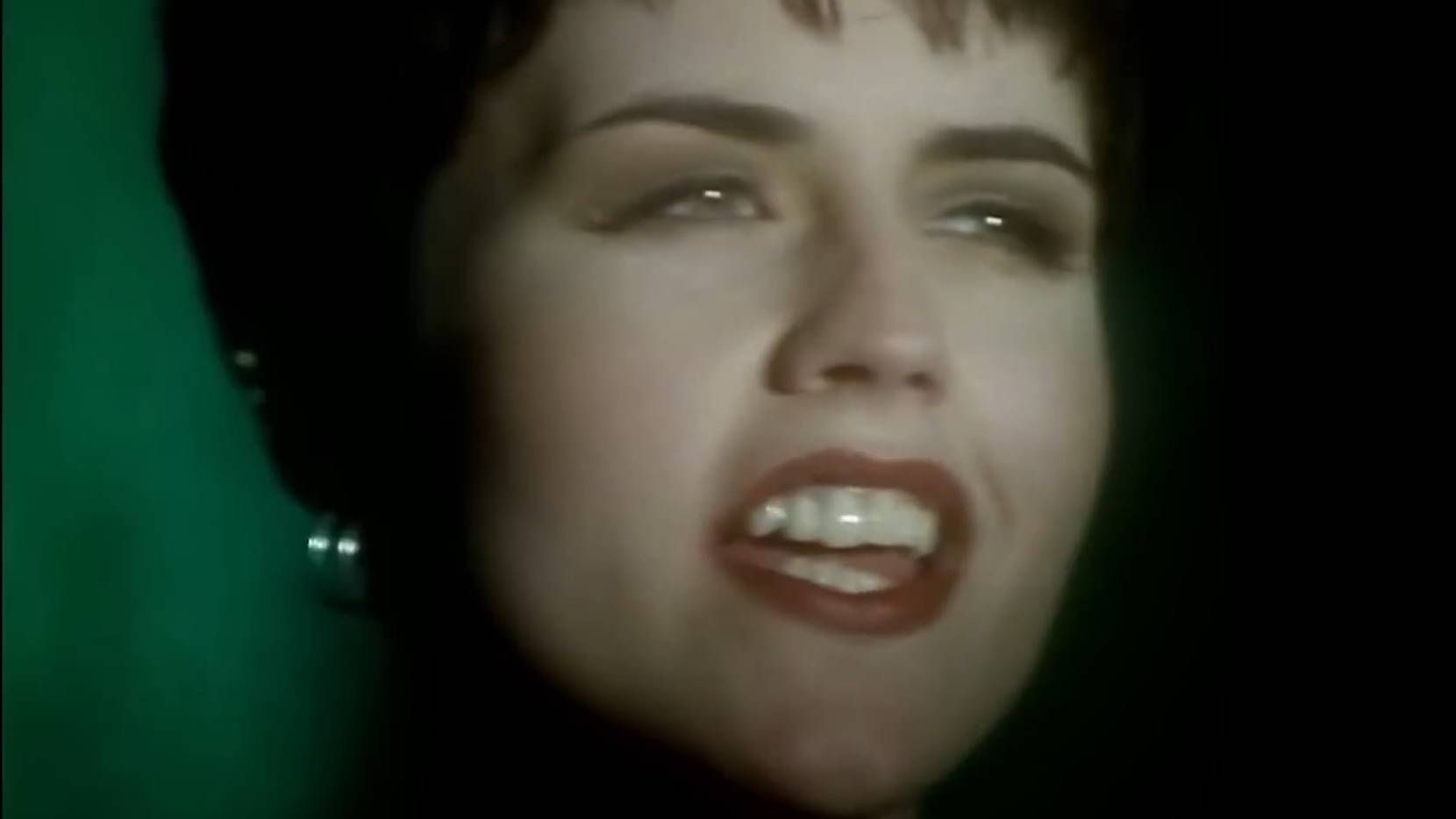 The Cranberries - Dreams (HD)