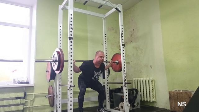 Приседание 160