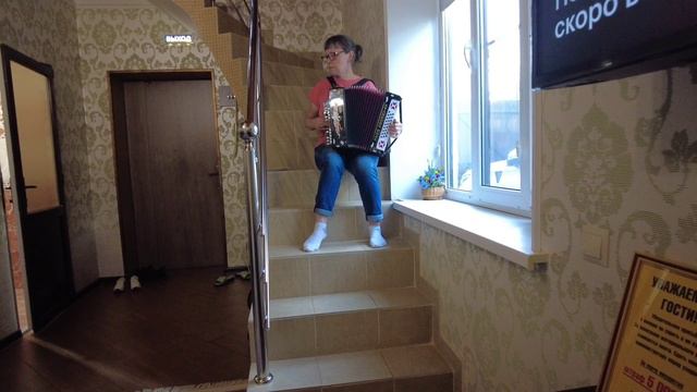 29.09.2024. По пути домой попали в песчанную бурю. Развлекаем себя как можем.