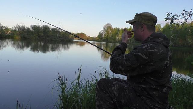 РЫБАЛКА НА КАРЬЕРЕ В САМЫЙ ЖОР.Знакомство с местными РЫБАКАМИ.