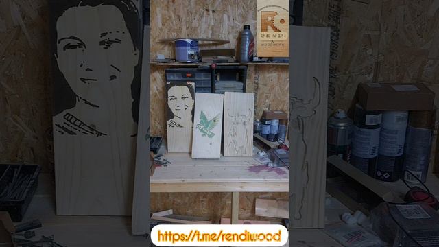 Настенные часы, доски, картины и прочие элементы интерьера из натурального дерева