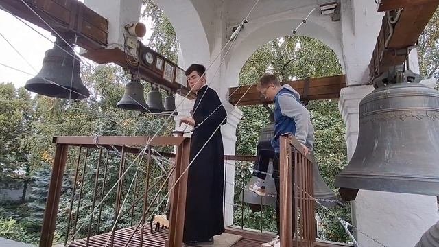 27.09.24. Крестовоздвижение. Александр Сластной, колокольный звон в Сретенском Монастыре