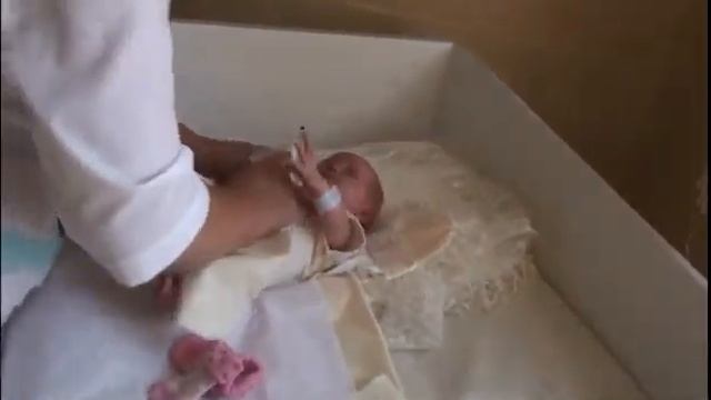 выписка из роддома.wmv