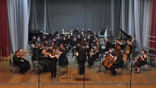 Динис Курбанов - "Отзвуки сияния" для скрипки и малого симфонического оркестра