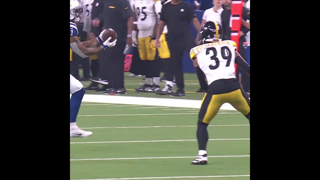 Michael Pittman catches for a 32-yard Gain vs. Pittsburgh Steelers