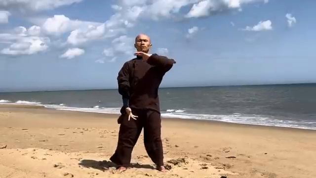 Strengthening Spine, Neck, Back _ 10 Minute Daily Qigong Routine