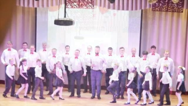Хор Отцы и дети попурри Гайдай