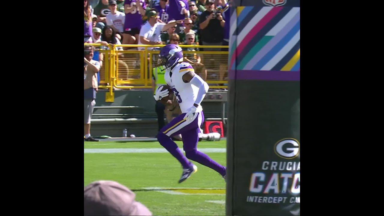 Jordan Addison catches for a 29-yard Touchdown vs. Green Bay Packers