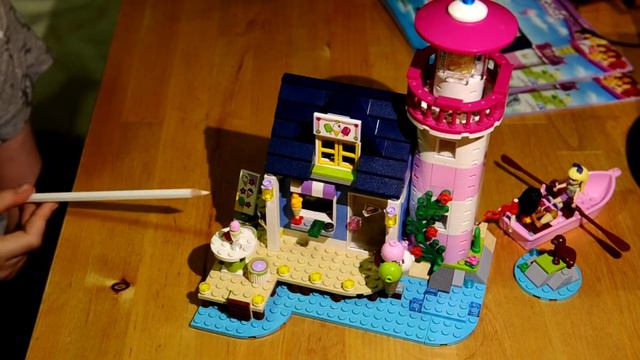 LEGO Friends 41094 Маяк в Хартлейк Сити.