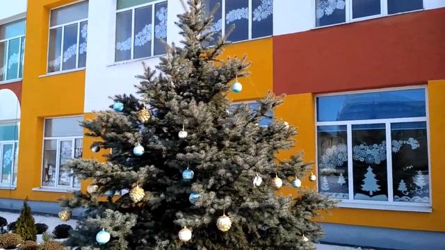 Фасад 23 й школы в Мелитополе