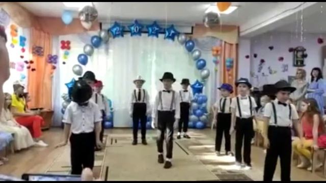 Танец мальчиков "Майкл Джексон"