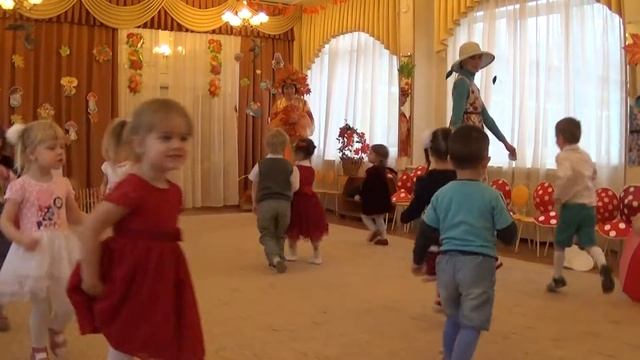 Праздник осени в садике 29.10.2015