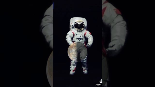 Китай представил свой лунный скафандр 👨🚀