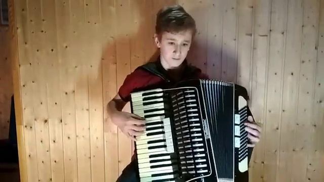 №13 Горнов Кирилл. 12 лет. "Случайный вальс"  Марк Фрадкин (аккордеон).