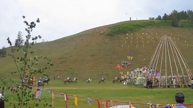 Ысыах Орто Дойду 2005. Хангаласские всадники!