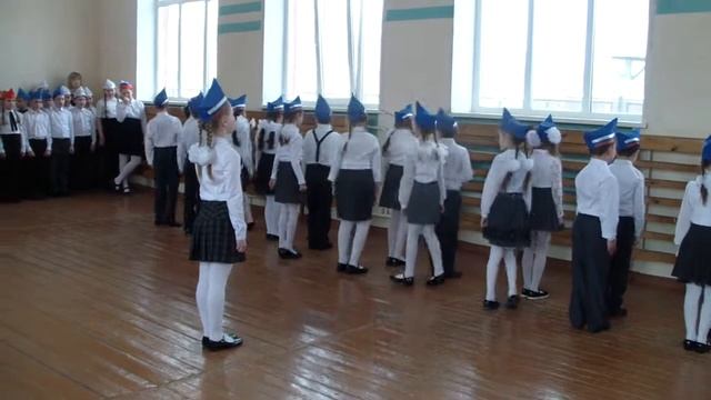 2А Смотр строя и песни. Мы лучшие !!!
