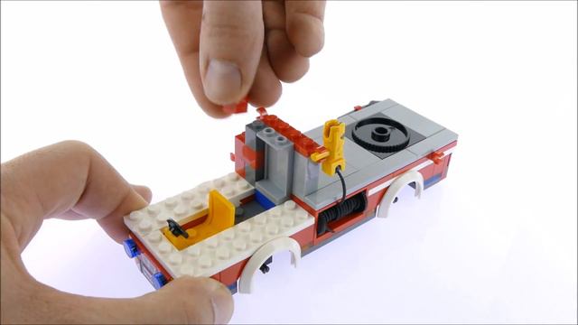 Lego City 60107 Fire Ladder Truck - Lego Speed Build Review