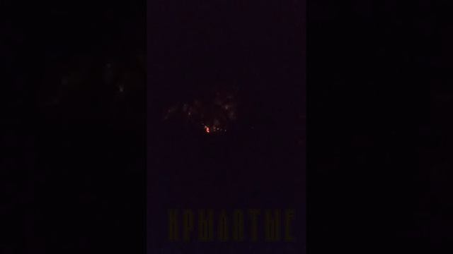 ⚡️СВО 18+ Последствия отработки нашего fpv дрона с зажигательной смесью по окопам в Курской области.