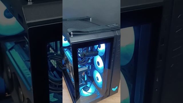 Видео компьютера ASUS-GT01