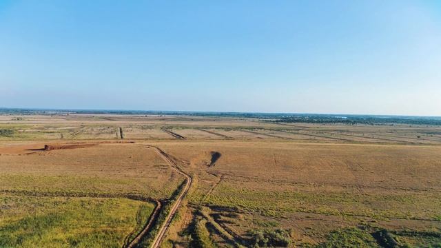 2 Бабье лето (интро) в Астраханской степи
заставка ко второй части Звуки природы.Мелодия осени