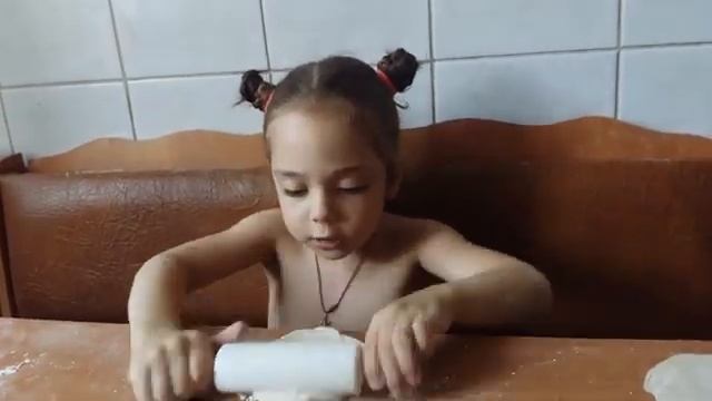 Песенка про тесто!!! Катя 3 года 10 месяцев