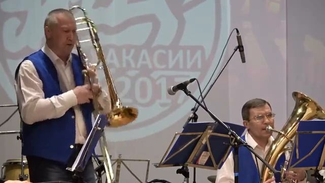 Джазовый фестиваль в  Абакане играет Ачинский  Бэнд