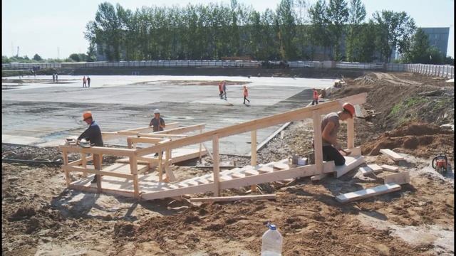 Строители новой школы на Северной переходят на круглосуточный режим работы
