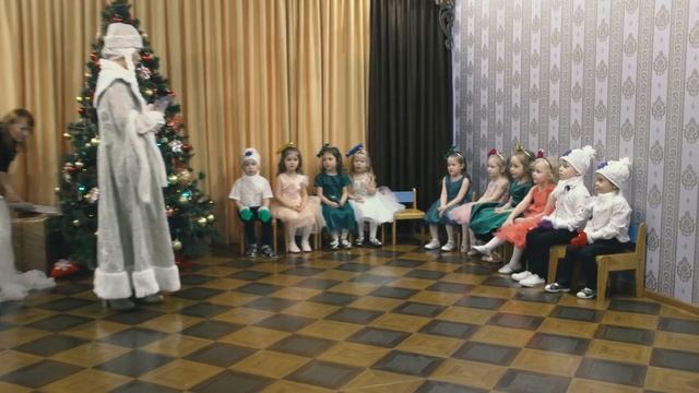 "Лучики" новогодний утренник