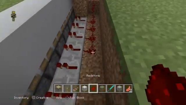 How to make a working garage door in minecraft