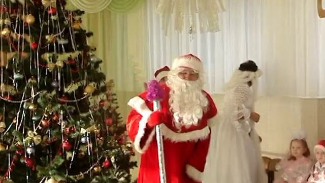 Утренник в детском саду . Новый год 2010-2011.